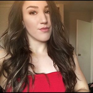 Meet your Posher, Amber